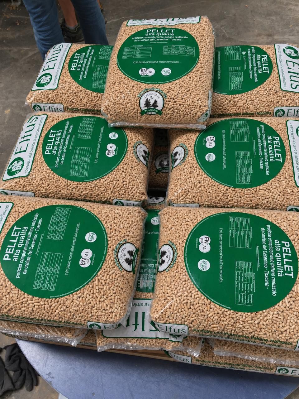 Sacchi di pellet Elfus del nostro impianto di produzione